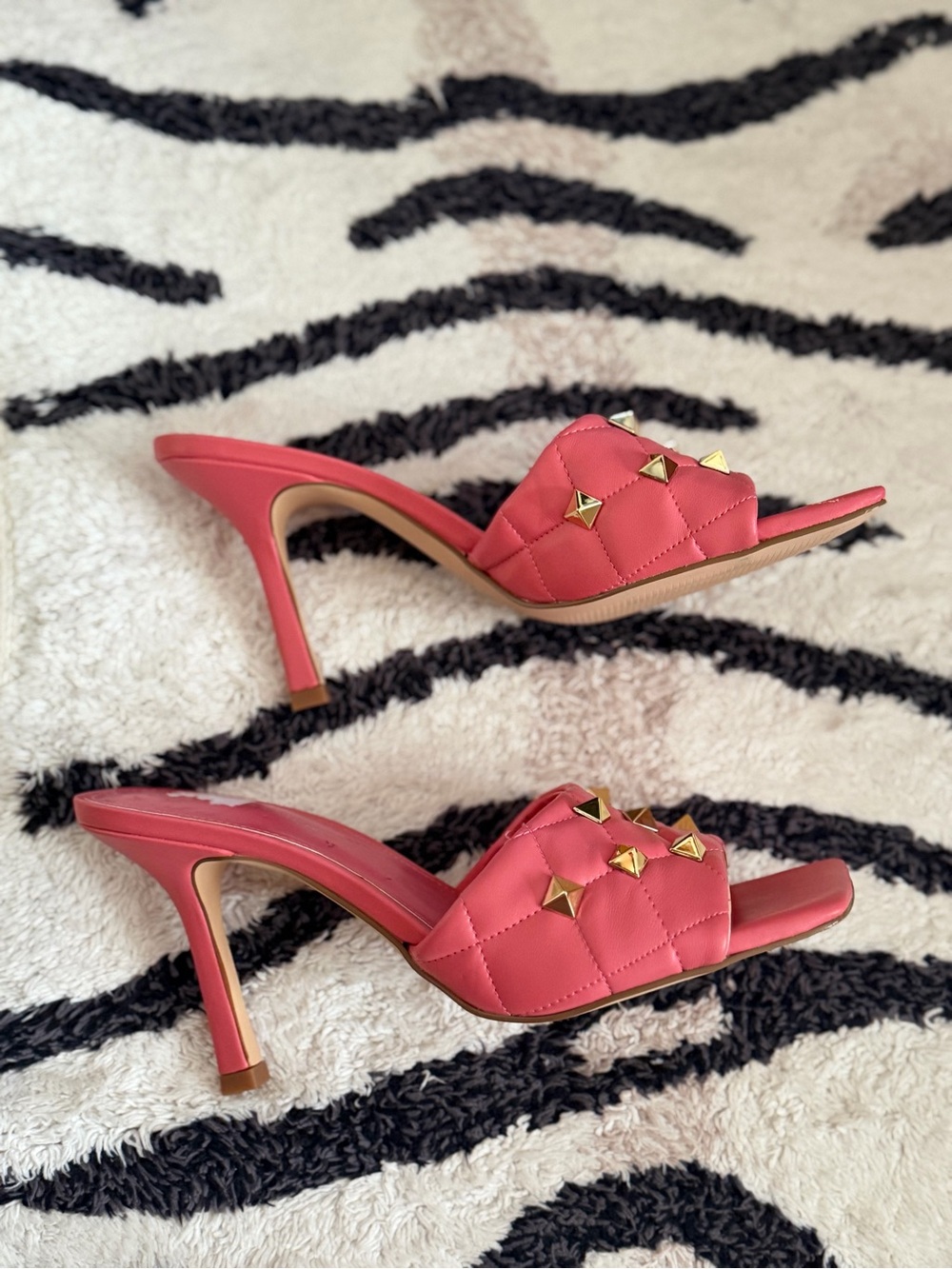 Marc Fisher Coral Pink Quilted Stud Slide Mules - Picture 7 of 7